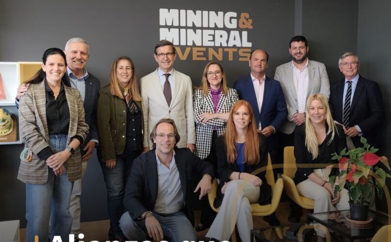 El consejero Jorge Paradela visita las oficinas de MME en Sevilla